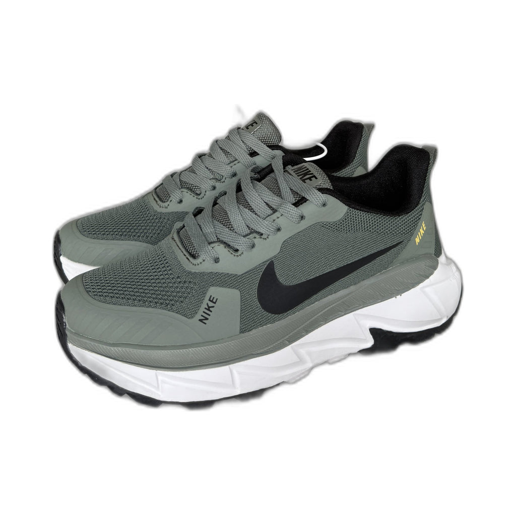 Nike R7700